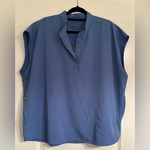 Figs scrub top - Picture 1 of 1
